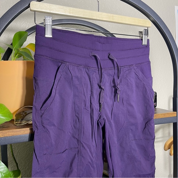 Women’s Purple Lululemon Dance Studio Jogger Size 4 - 24” Inseam Approx - Picture 2 of 10